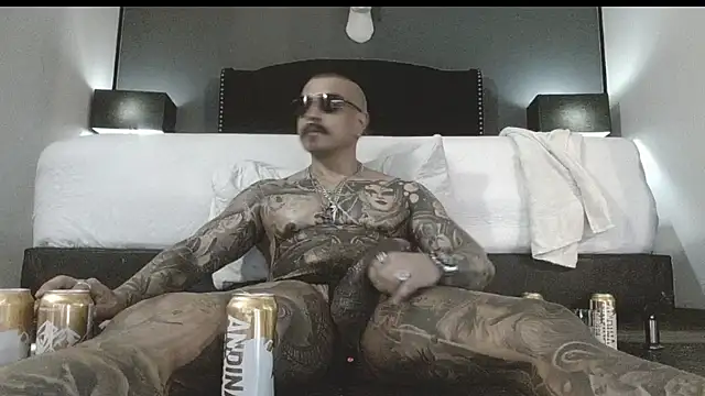 Snapshot of danilog515 chatting on November 13, 2025, 11:08 pm danilog515 online show from November 13, 2025, 11:08 pm