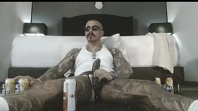 Snapshot of danilog515 chatting on November 25, 2025, 5:19 am danilog515 online show from November 25, 2025, 5:19 am