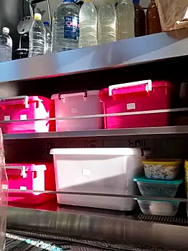 emiliemilf online show from March 17, 2026, 5:05 pm