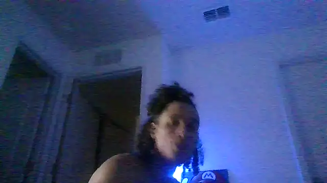 Snapshot of shurthingx chatting on May 17, 2026, 9:37 pm shurthingx online show from May 17, 2026, 9:37 pm