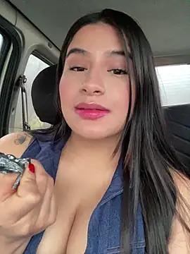 Snapshot of andrea_gomes_ chatting on July 4, 2026, 12:00 pm andrea gomes online show from July 4, 2026, 12:00 pm