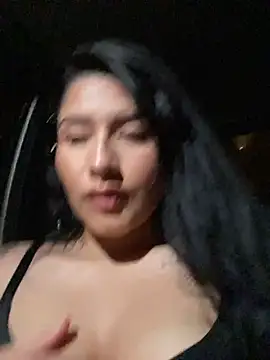 andrea gomes  online show from October 24, 2025, 9:08 am