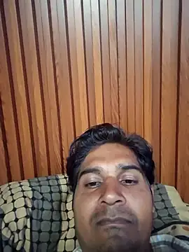 Snapshot of johnny8731 chatting on February 25, 2026, 2:28 pm johnny8731 online show from February 25, 2026, 2:28 pm