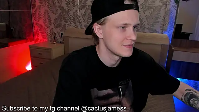 Snapshot of Cactus__James chatting on October 4, 2025, 2:40 pm Cactus James online show from October 4, 2025, 2:40 pm