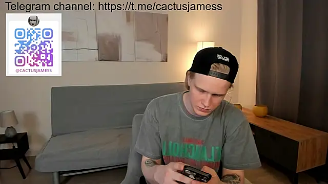 Snapshot of Cactus__James chatting on March 21, 2025, 3:24 pm Cactus James online show from March 21, 2025, 3:24 pm