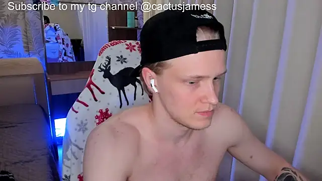 Snapshot of Cactus__James chatting on November 9, 2025, 2:26 am Cactus James online show from November 9, 2025, 2:26 am