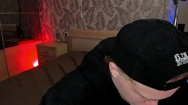 Snapshot of Cactus__James chatting on September 18, 2025, 6:55 pm Cactus James online show from September 18, 2025, 6:55 pm