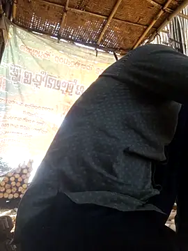 hot integer online show from February 12, 2026, 10:15 am