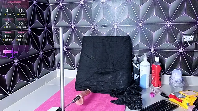 Megann 9 online show from October 24, 2025, 12:26 pm