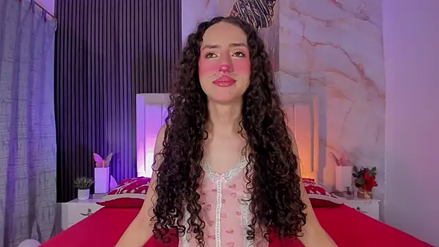 peachandtyron  online show from April 5, 2026, 6:47 pm