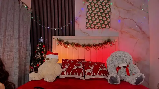 peachandtyron  online show from January 6, 2026, 4:49 am