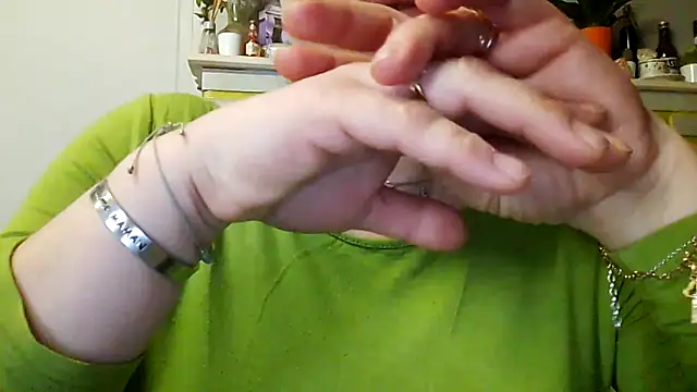 mimi19820 online show from March 17, 2025, 8:18 am