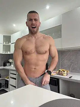 Snapshot of trainwithme chatting on January 17, 2026, 8:07 am trainwithme online show from January 17, 2026, 8:07 am