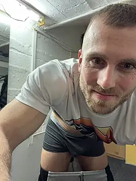 trainwithme online show from April 9, 2026, 11:49 am