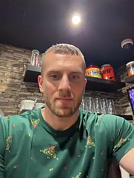 trainwithme online show from December 3, 2025, 12:04 pm