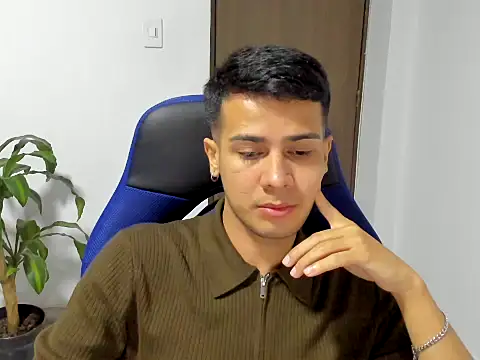 abel bigcok online show from November 8, 2025, 3:32 am