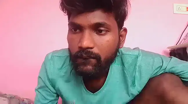 Snapshot of dusky-body chatting on March 19, 2025, 9:49 am dusky-body online show from March 19, 2025, 9:49 am