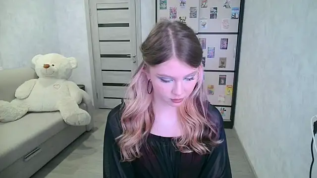 Snapshot of GinnyBlacky chatting on June 25, 2026, 6:24 pm GinnyBlacky online show from June 25, 2026, 6:24 pm