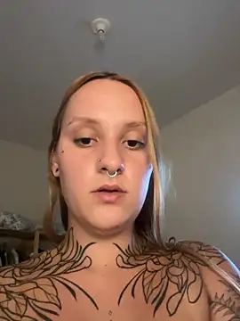 Snapshot of casaltattoosex chatting on January 7, 2026, 12:26 am casaltattoosex online show from January 7, 2026, 12:26 am