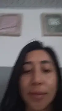 Elowyn online show from February 21, 2026, 5:48 pm