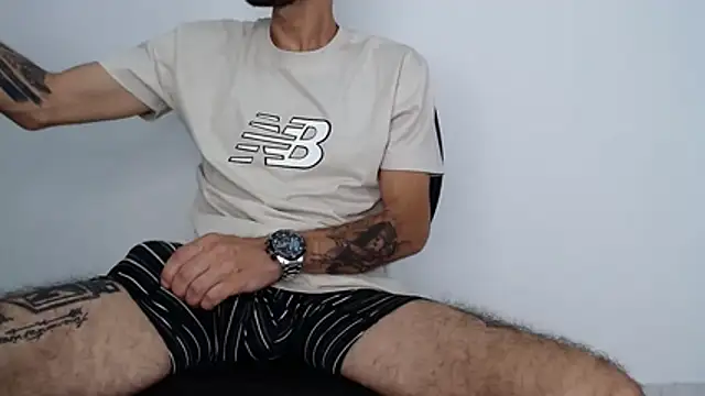 Snapshot of bigdick_monster1 chatting on July 30, 2026, 4:39 pm bigdick monster1 online show from July 30, 2026, 4:39 pm