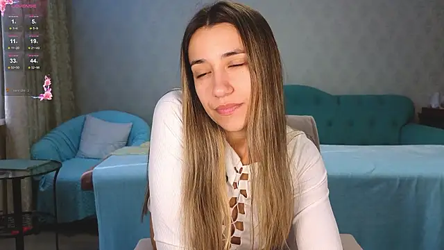 hot ass 18 online show from March 11, 2026, 4:17 am