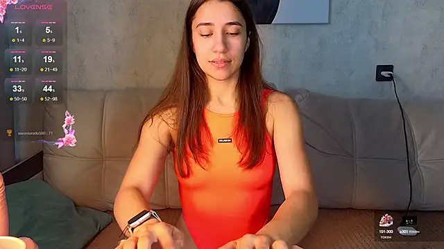 Snapshot of hot_ass_18 chatting on September 16, 2025, 4:35 am hot ass 18 online show from September 16, 2025, 4:35 am