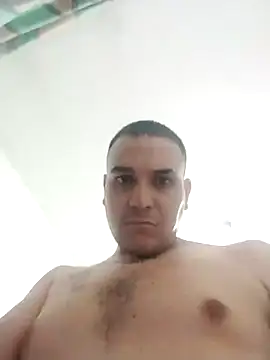 Snapshot of calfran chatting on March 3, 2026, 3:35 am calfran online show from March 3, 2026, 3:35 am