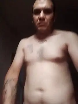 Snapshot of calfran chatting on December 21, 2025, 9:04 pm calfran online show from December 21, 2025, 9:04 pm