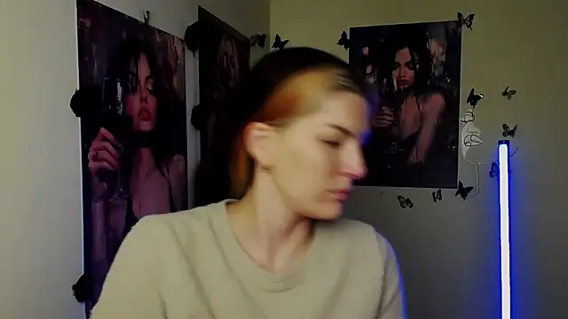 VanessaRey  online show from March 9, 2026, 6:11 pm