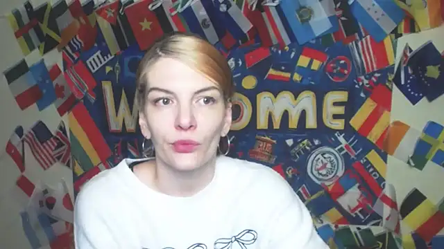 Snapshot of VanessaRey_ chatting on March 3, 2026, 5:20 pm VanessaRey online show from March 3, 2026, 5:20 pm