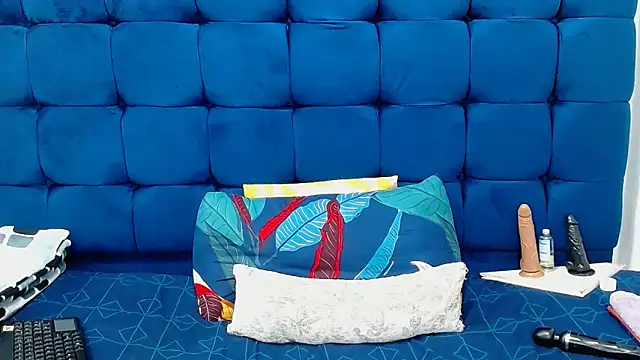 AriesCake online show from February 11, 2026, 7:58 pm