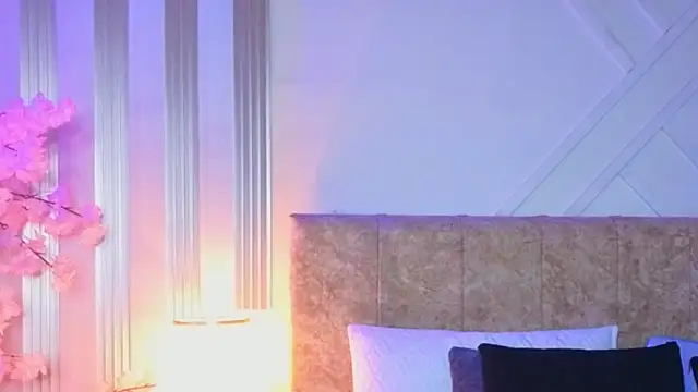 Snapshot of angelinarouse_ chatting on February 21, 2026, 3:30 am angelinarouse online show from February 21, 2026, 3:30 am