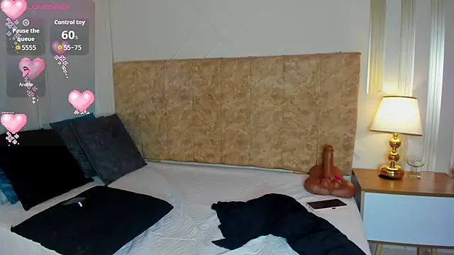 angelinarouse  online show from November 27, 2025, 3:07 am