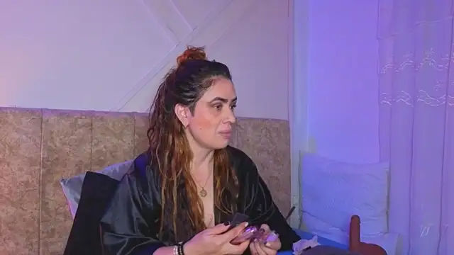 Snapshot of angelinarouse_ chatting on March 4, 2026, 3:14 am angelinarouse online show from March 4, 2026, 3:14 am