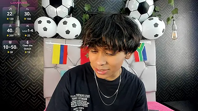 Snapshot of Ethan_Westt chatting on July 8, 2026, 7:47 pm Ethan Westt online show from July 8, 2026, 7:47 pm