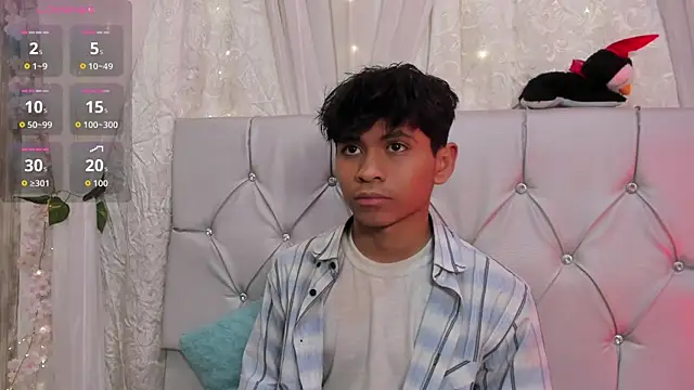 Snapshot of Ethan_Westt chatting on November 28, 2025, 1:55 pm Ethan Westt online show from November 28, 2025, 1:55 pm