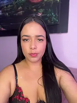 Snapshot of Deepika_padukoneNisha chatting on May 13, 2026, 5:53 pm Deepika padukoneNisha online show from May 13, 2026, 5:53 pm