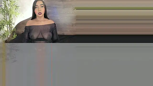 mia lacy  online show from October 6, 2025, 7:36 pm