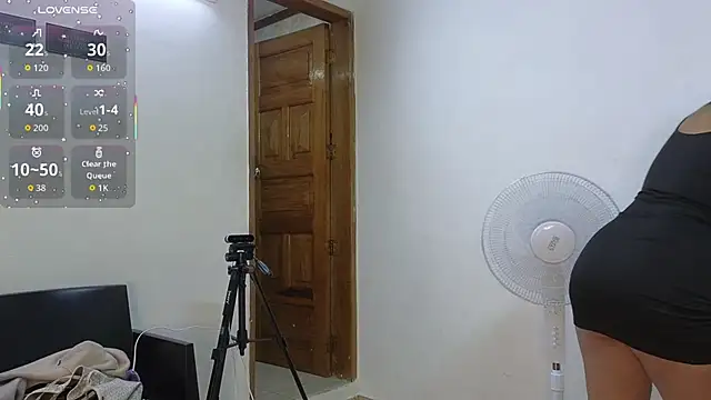 Snapshot of Danna_williamss chatting on November 27, 2025, 10:27 am Danna williamss online show from November 27, 2025, 10:27 am