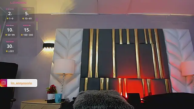 Snapshot of SaraJonness chatting on September 30, 2025, 12:55 pm SaraJonness online show from September 30, 2025, 12:55 pm