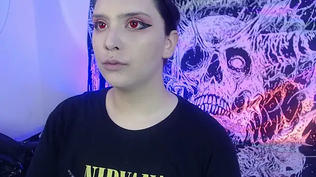 mikaskullcs online show from April 1, 2026, 10:28 pm