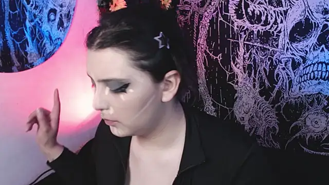 mikaskullcs online show from March 15, 2026, 9:33 pm