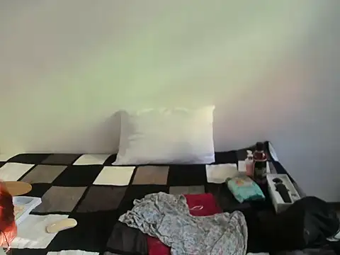 DulceXmile online show from September 21, 2025, 12:21 pm