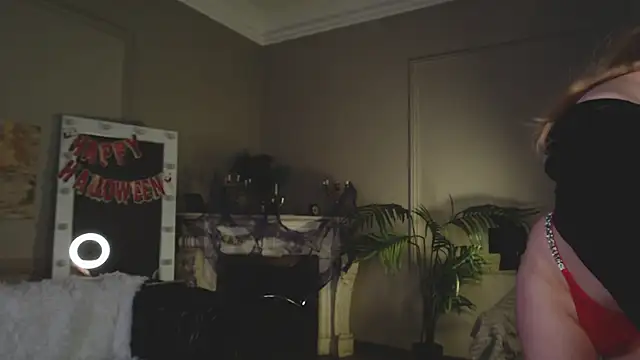 Snapshot of Jes_Solar chatting on October 20, 2025, 9:04 pm Jes Solar online show from October 20, 2025, 9:04 pm