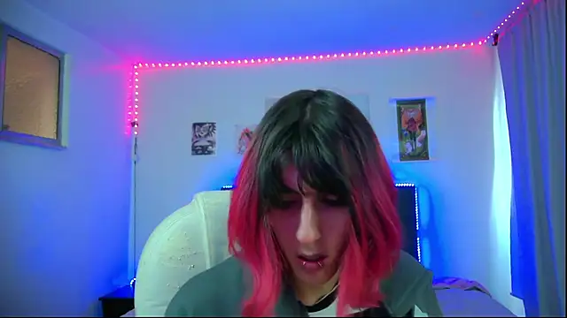 Snapshot of goth_minerva chatting on February 6, 2026, 1:40 pm goth minerva online show from February 6, 2026, 1:40 pm