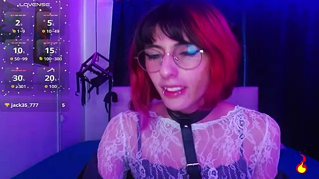 goth minerva online show from November 5, 2025, 1:25 pm