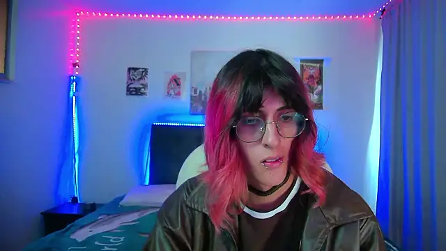 Snapshot of goth_minerva chatting on January 19, 2026, 1:26 pm goth minerva online show from January 19, 2026, 1:26 pm