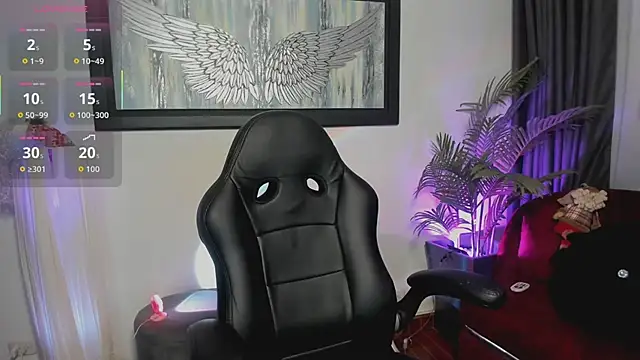 Snapshot of Laila_Angels chatting on December 2, 2025, 2:23 am Laila Angels online show from December 2, 2025, 2:23 am