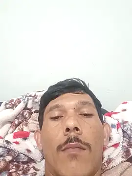 Marcos2402mf online show from November 11, 2025, 11:49 am